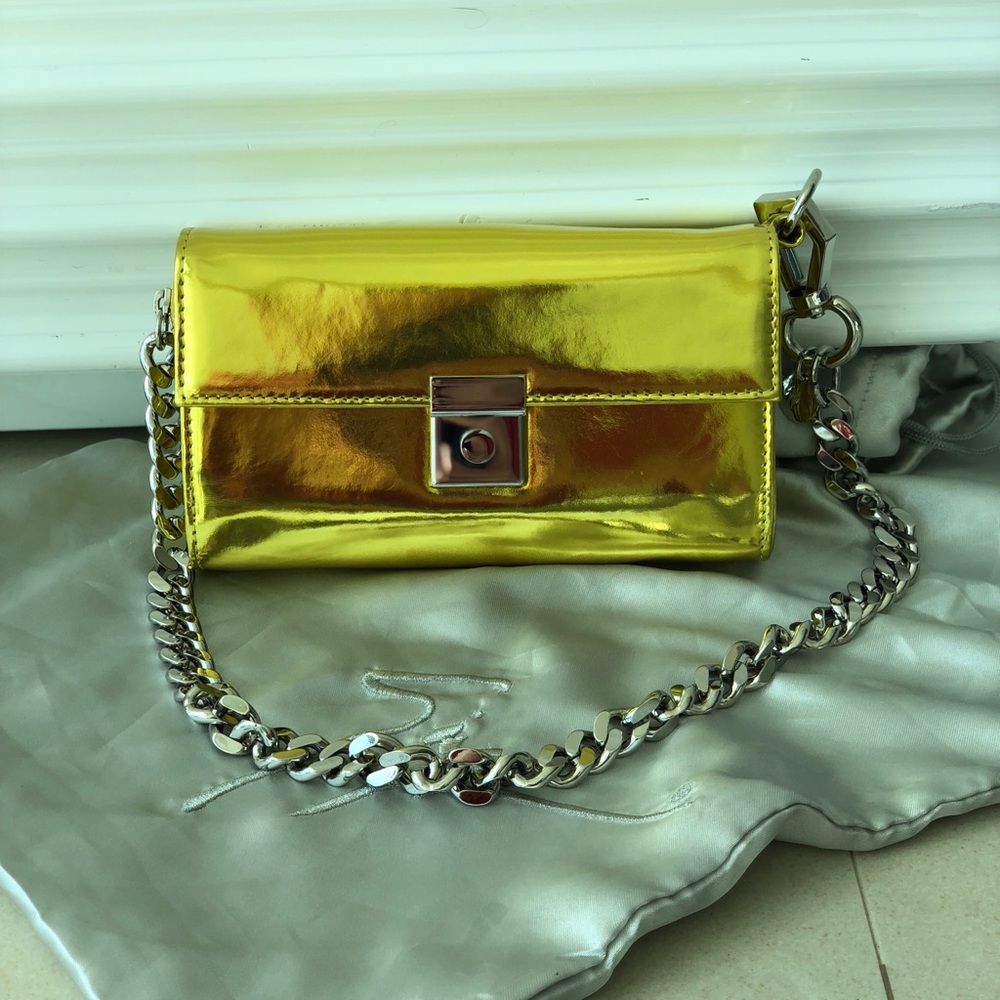 Giuseppe Zanotti clutch